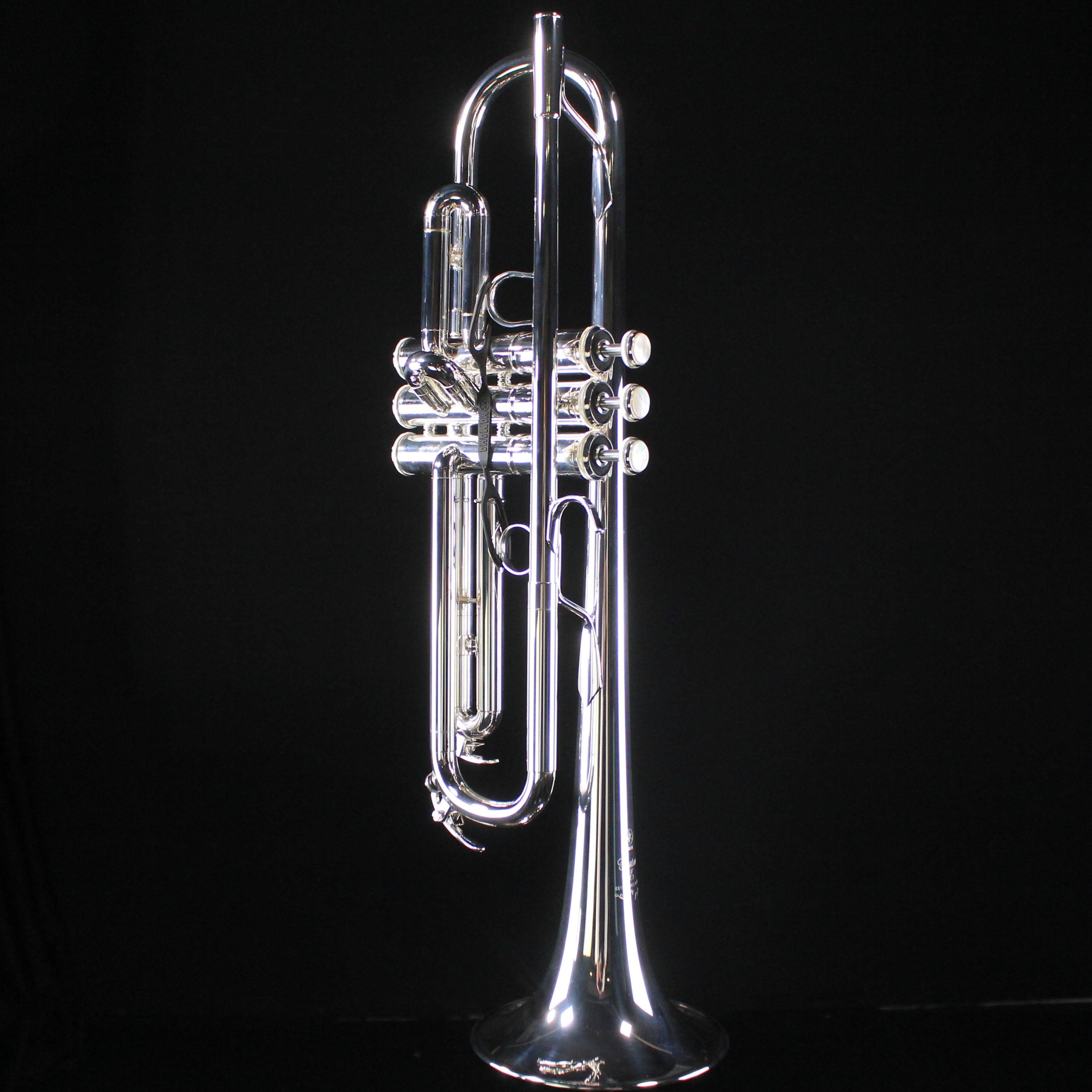 Yamaha YTR-8310ZIIS Bobby Shew Custom Z Professional Bb Trumpet (Silver Plated)