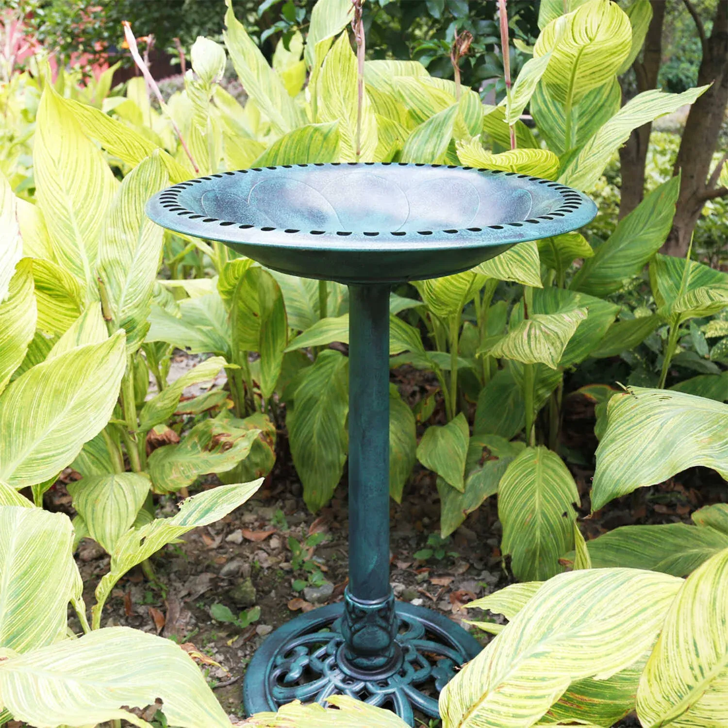 VIVOHOME 28 in. H Polyresin Lightweight Garden Birdbath in Green