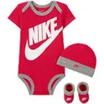 Nike Size 0-6M Futura Logo 3-Piece Box Set in Pink