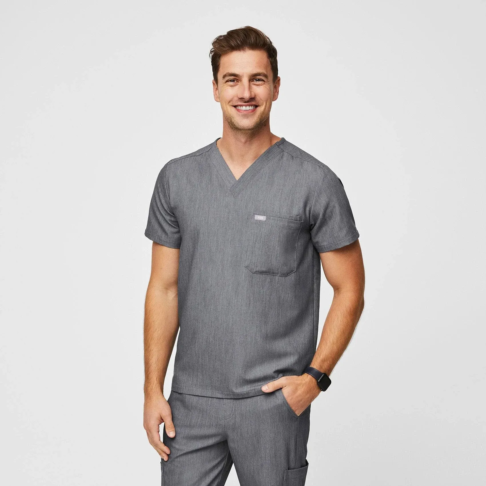 FIGS Mens Shirt Leon Three-Pocket Scrub Top Gray Short Sleeves V-Neckline Size L