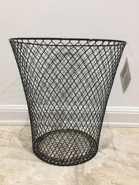 Essentials Wire Mesh Waste Basket (Black)