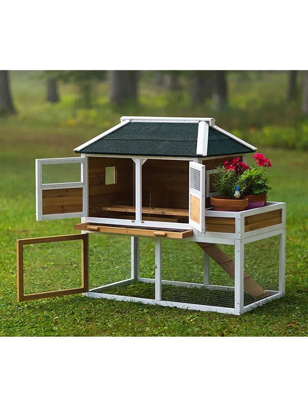 Prevue Pet Products Chicken Coop with Herb Planter 4701