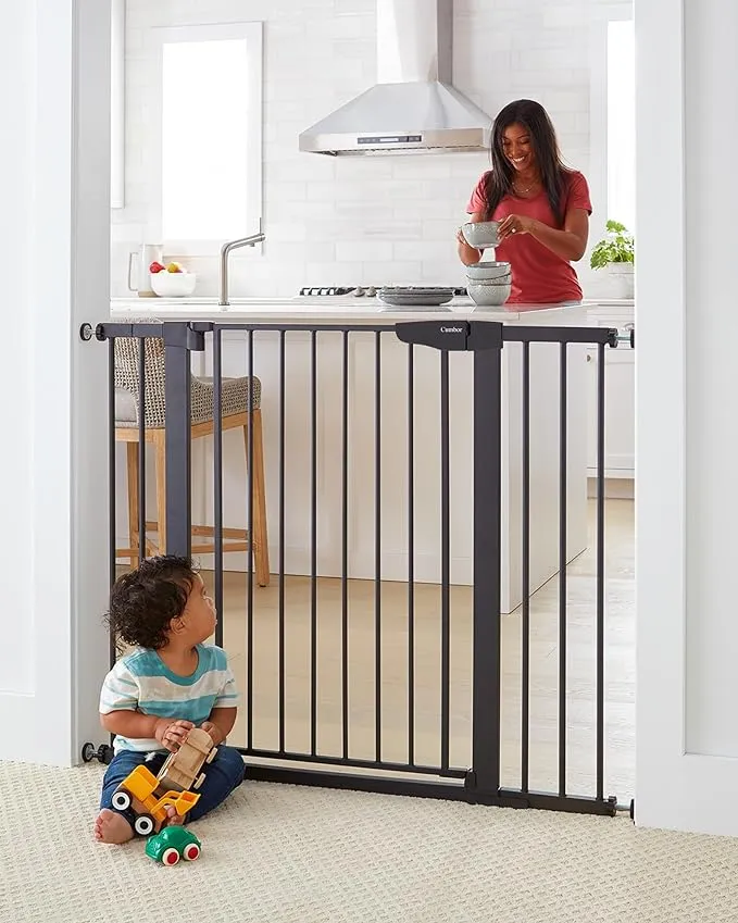 Cumbor Baby Gate for Stairs Mom's Choice Awards Dog Gate