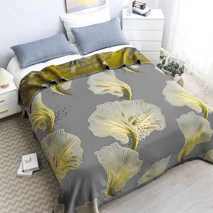 Ginkgo Leaf Pattern Cotton Reversible Quilt Lightweight Muslin Summer Comforter Queen Size Soft Breathable Bedspread Coverlet Washable Quilted Throw Blanket for Bed, Couch