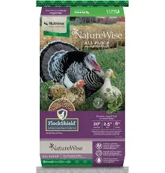 Nutrena NatureWise All Flock Poultry Feed, 40 lbs.