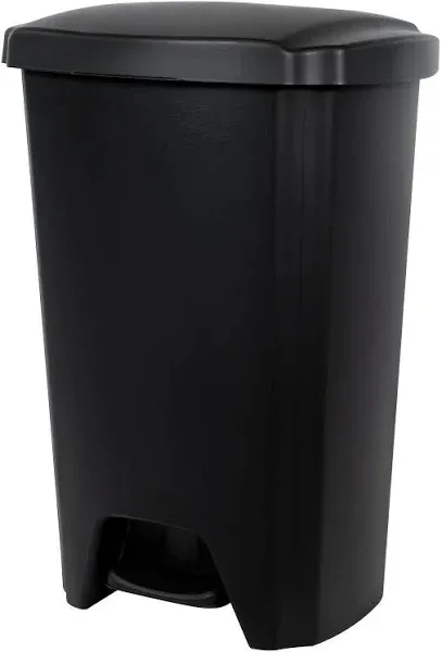 Hefty 13-Gallon Step-On Trash Can