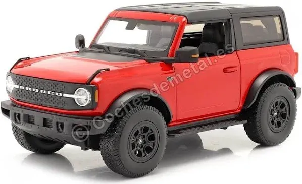 2021 Ford Bronco Wildtrak Top Special Edition 1/18 Diecast Model Car by Maisto