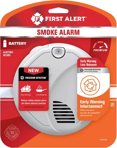 First Alert Wireless Interconnect Battery-Powered Photoelectric Smoke Detector