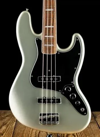 Fender Vintera &#039;70s Jazz Bass - Inca Silver w/ Pau Ferro FB