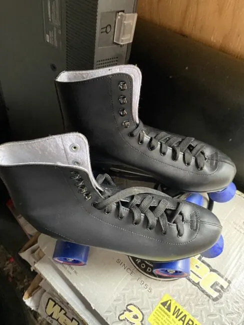 Chicago Men's Rink Roller Skates, Size 10, Black