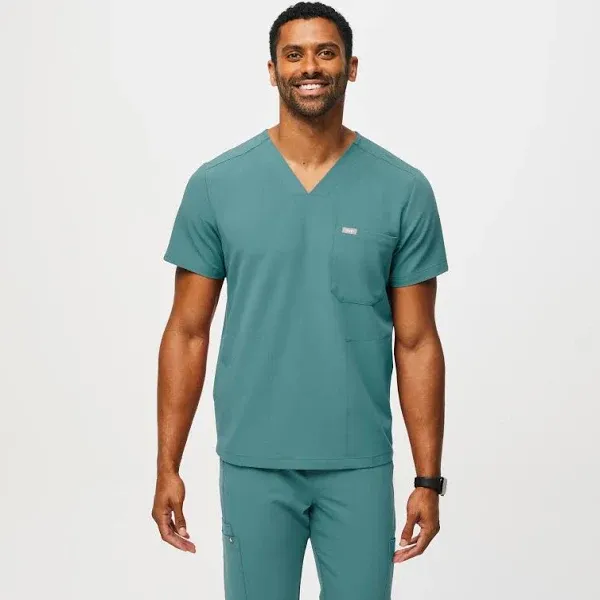 Men’s Chisec three pocket scrub top in green- XS