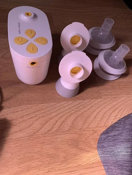 Medela Pump in Style MaxFlow Electric Breast Pump