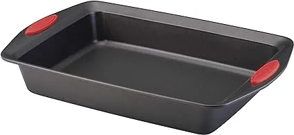 Rachael Ray Yum-o! Nonstick Baking Pan With Grips/ Nonstick Cake Pan with Grips, Rectangle - 9 Inch x 13 Inch, Gray with Red Grips