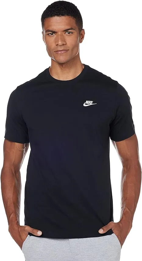 Nike Men's Sportswear Club T-Shirt