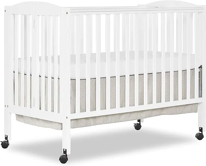 Dream On Me Folding Full Size Crib - White