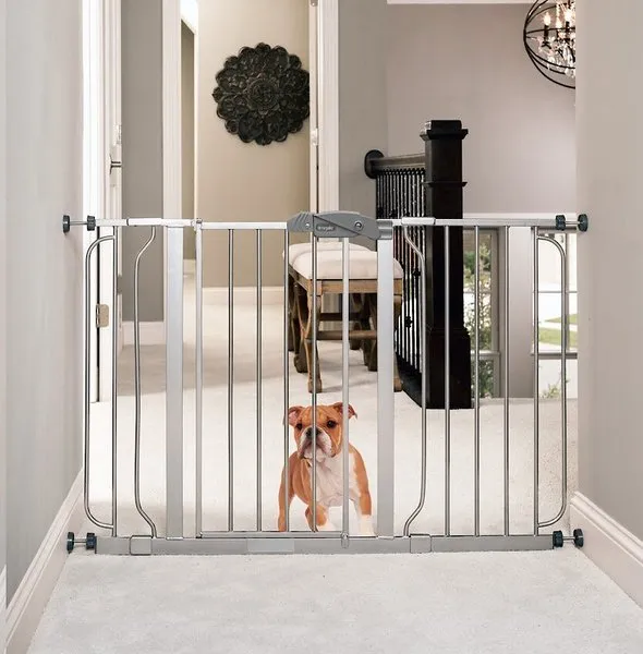 Regalo Pet Products Easy Step Extra Wide Dog Gate