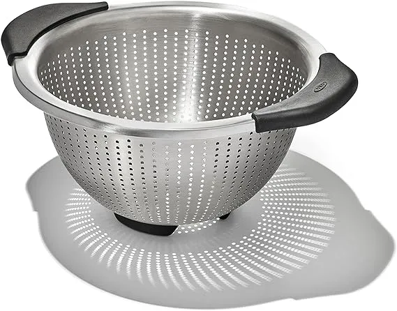 OXO - Good Grips - Stainless Steel Colander (3.0 qt)