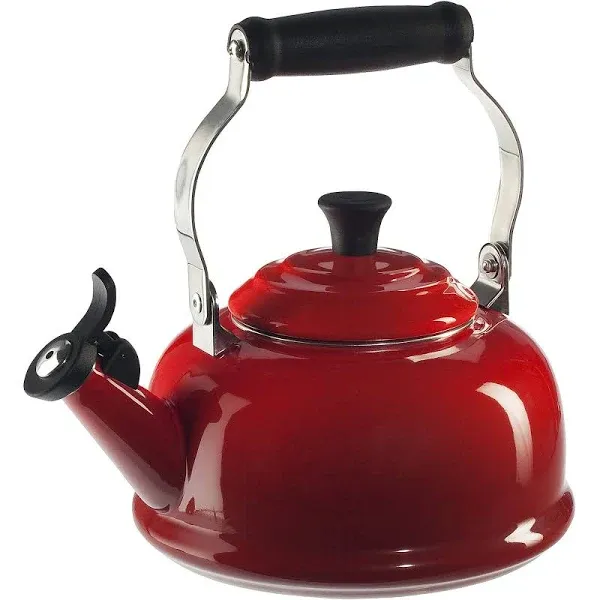 Le Creuset Classic Whistling Kettle