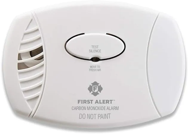 First Alert - Carbon Monoxide Plug-in Alarm with Battery Backup