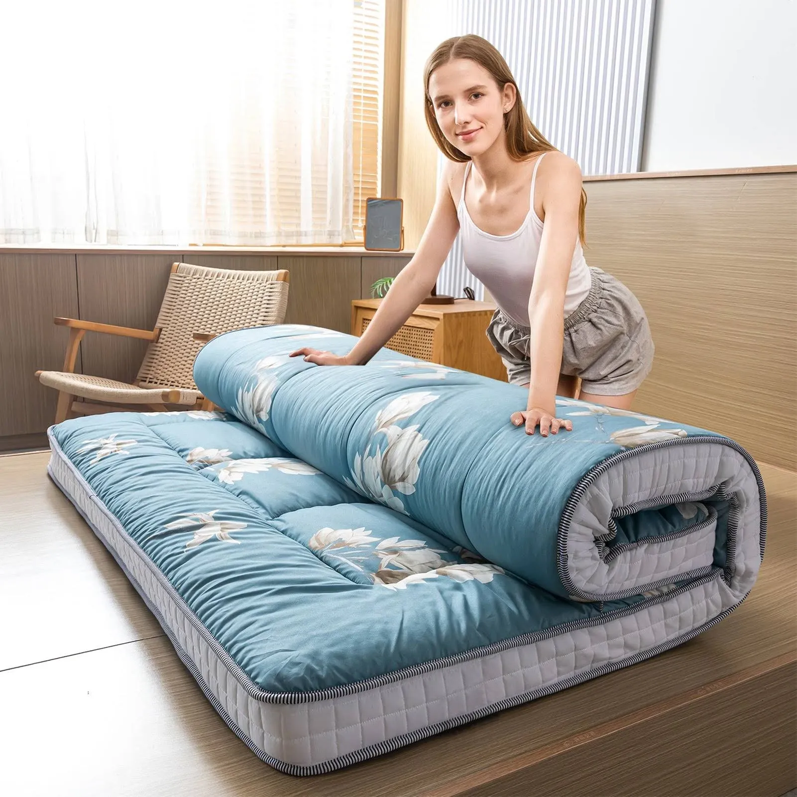 MAXYOYO 6" Extra Thick Floor Futon Mattress Foldable Mattress Tatami Pad Floor Mattress for Adults Floor Bed Roll Up Mattress Guest Mattress