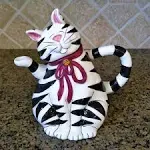 Blue Sky Ceramic Black &amp; White Cat 8.5” Teapot HTF NIB Auth Retailer