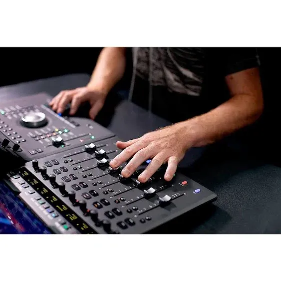 Avid S1 8-Fader Control Surface